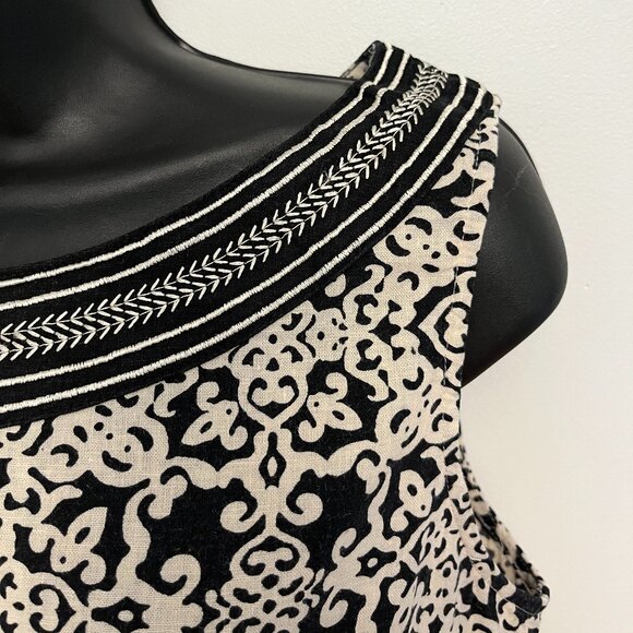 Susan Bristol Linen Blend Embroidered Sleeveless Blouse, Size Medium - Picture 3 of 11